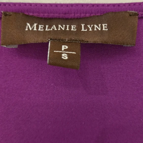 Melanie Lyne Small Purple Scoop Neck Tank - Picture 2 of 5